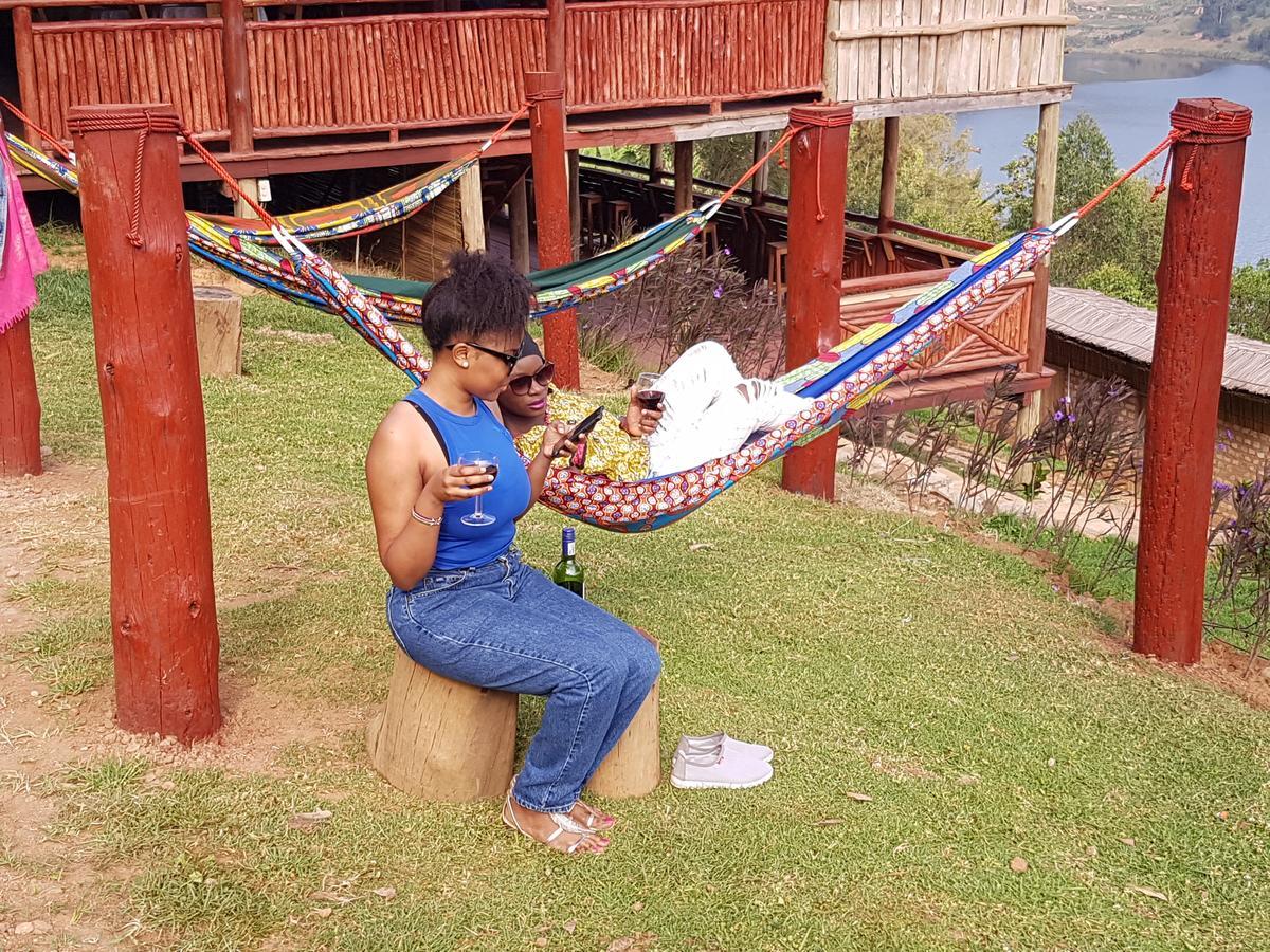 Kabale Hawk'S Eye Lodge Bunyonyi מראה חיצוני תמונה