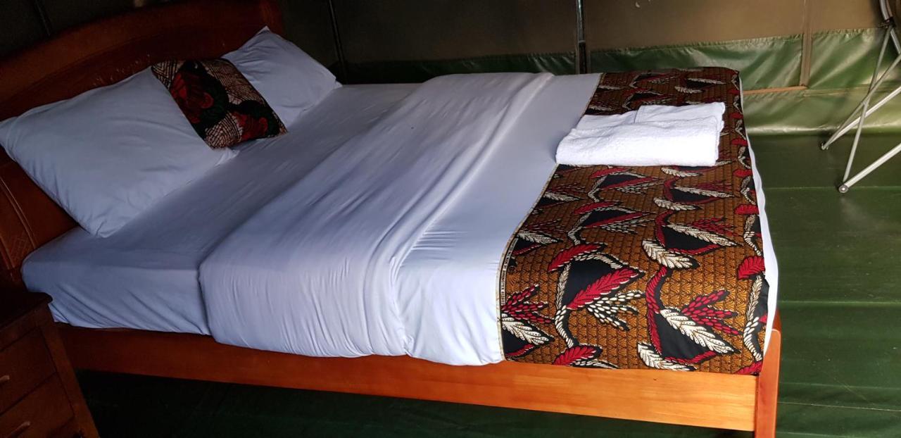 Kabale Hawk'S Eye Lodge Bunyonyi מראה חיצוני תמונה