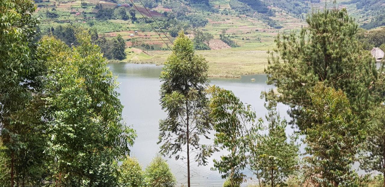 Kabale Hawk'S Eye Lodge Bunyonyi מראה חיצוני תמונה