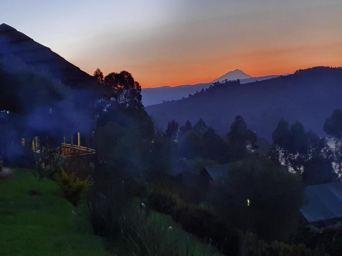 Kabale Hawk'S Eye Lodge Bunyonyi מראה חיצוני תמונה
